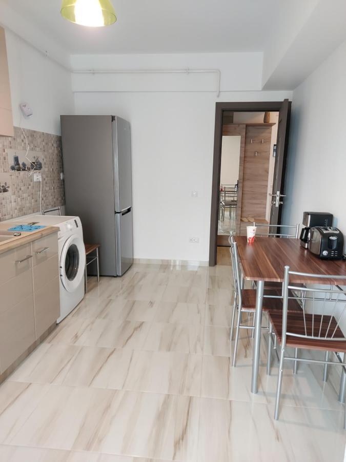 Bya Luxury Apartment Valea Lupului  ภายนอก รูปภาพ